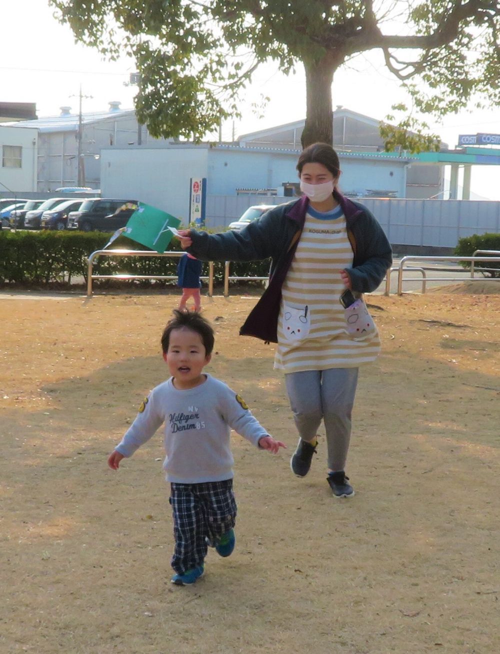 持ってなくても、
　　　🏃走る、走る・・・