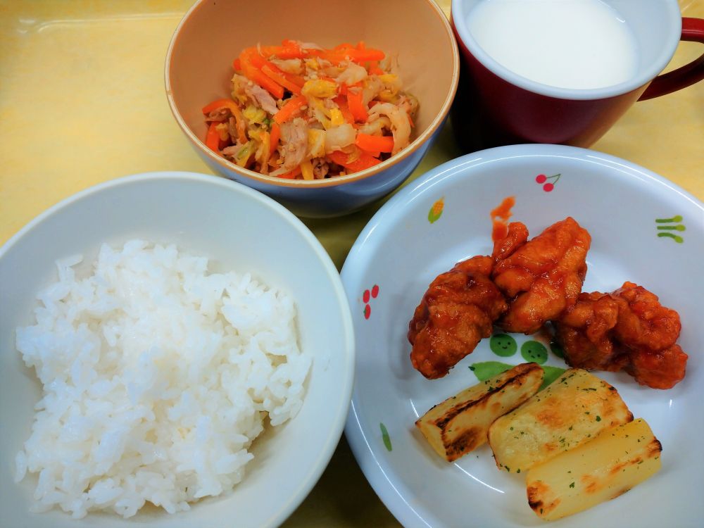 ご飯

鶏肉の甘辛あげ

焼ポテト

無限白菜ツナサラダ

牛乳