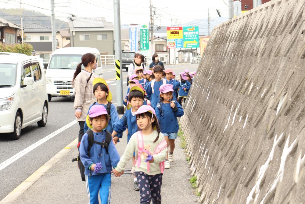 帰り道・・・

行きより時間がかかるかと思っていましたが、そんな事も無く
また、桜が満開になる事を楽しみに♪
