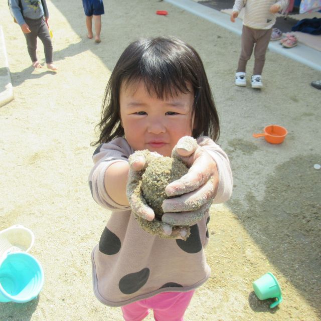 ＊　3歳児　砂場遊び　＊