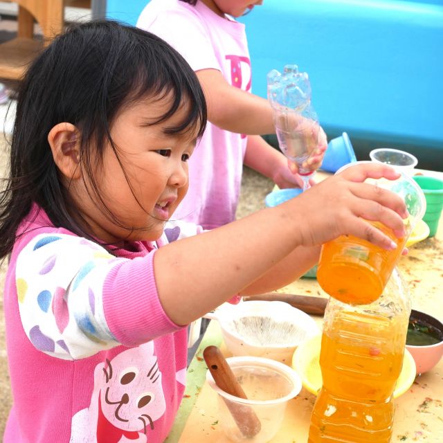 ＊　3歳児   　オレンジジュース　＊