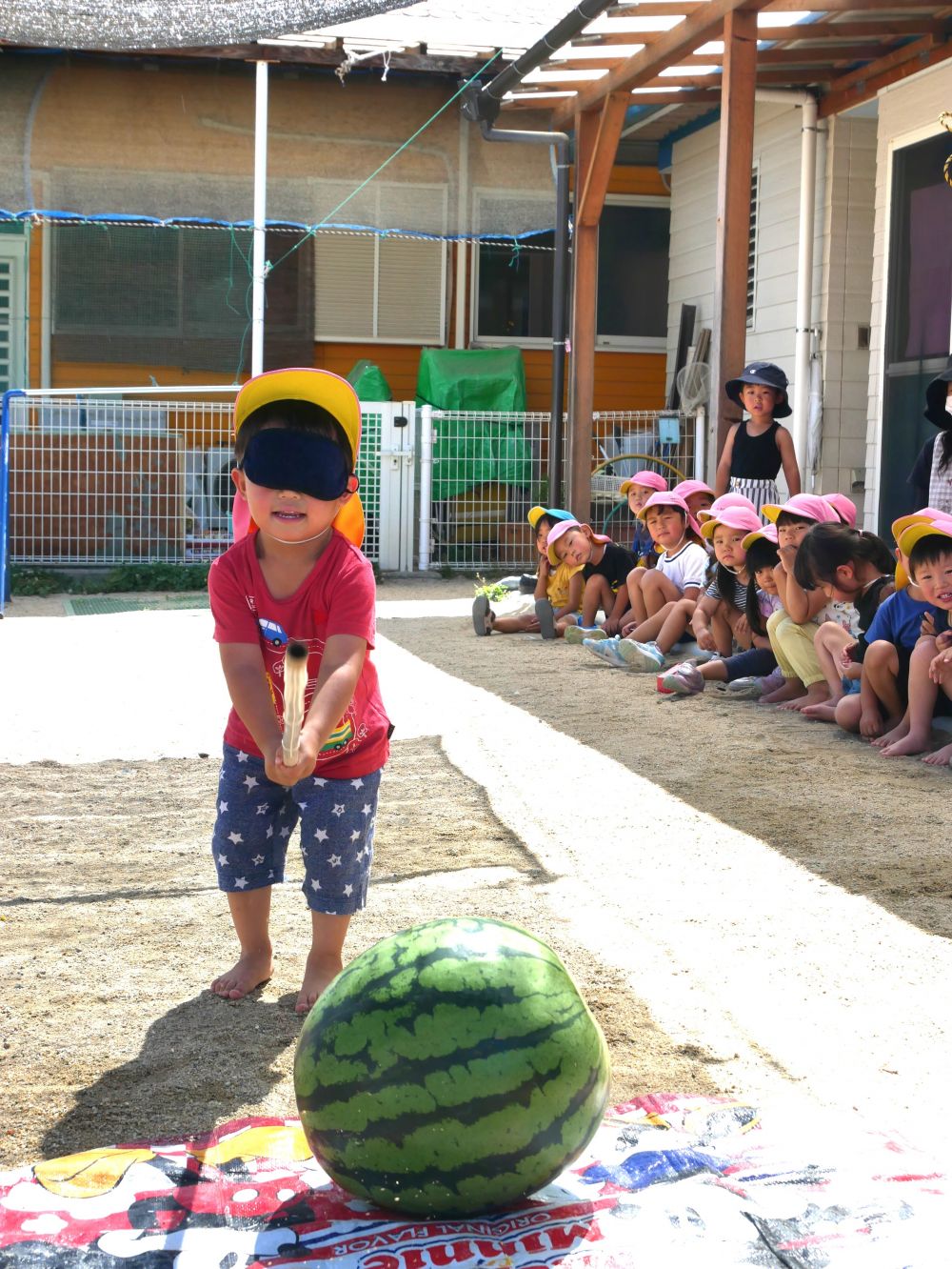 夏といえば・・スイカ割り！！
その季節ならではの楽しいことをみんなでたくさん経験していきたいです♡
