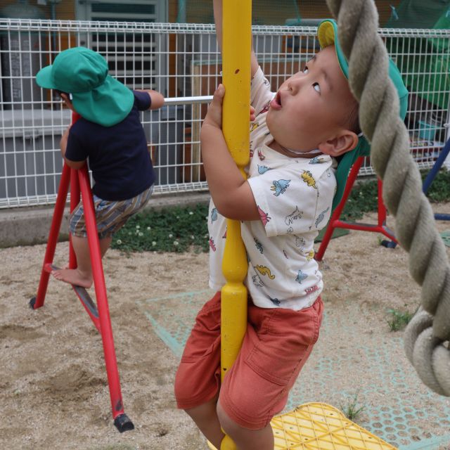 ＊　２歳児   　体力作り　＊