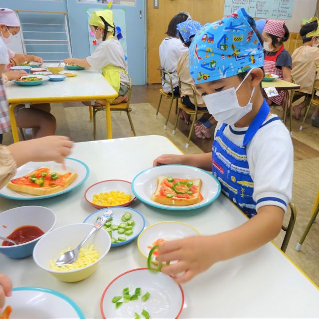 ＊　５歳児　クッキング　（門田認定こども園）　＊