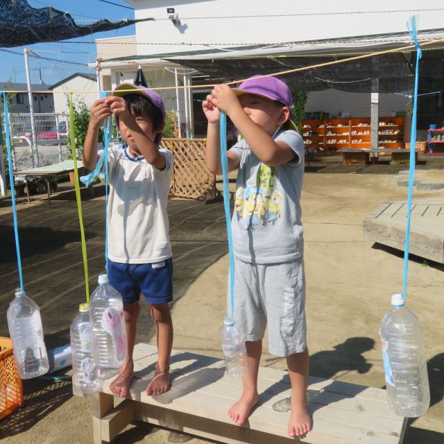 ＊　5歳児　「みらくるしょうてんがい」　射的　＊