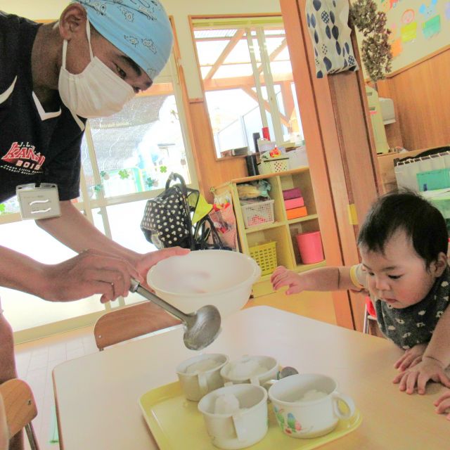 ＊　0歳児　はじめてのかき氷　＊