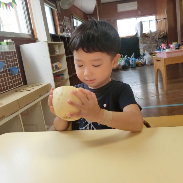 ＊　3歳児　食育活動　（門田認定こども園）　＊