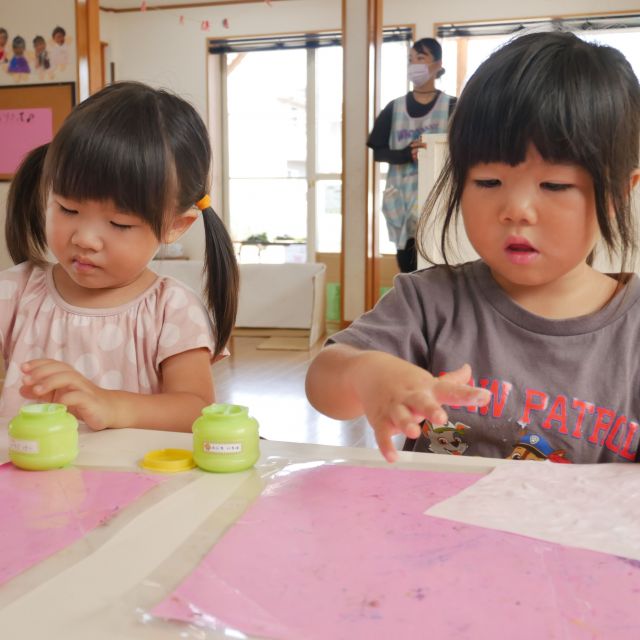 ＊　3歳児　飾りづくり　＊