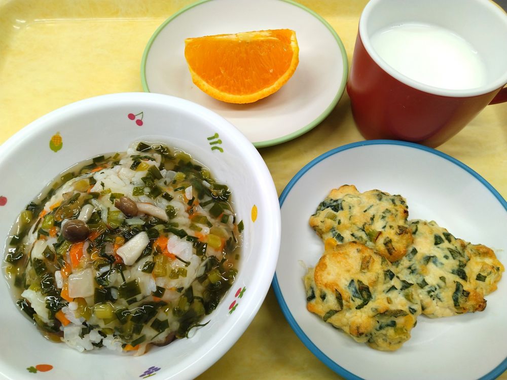 あんかけご飯で広島じゃんじゃん食べようや

小松菜のふわふわチキンナゲット

オレンジ

牛乳