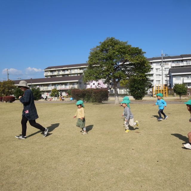 ＊　２歳児   　秋のおさんぽ④　＊