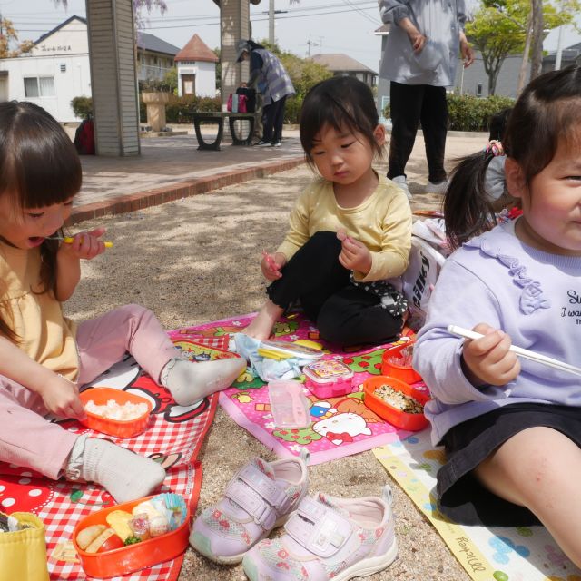 ＊　３歳児　お弁当の時間　＊