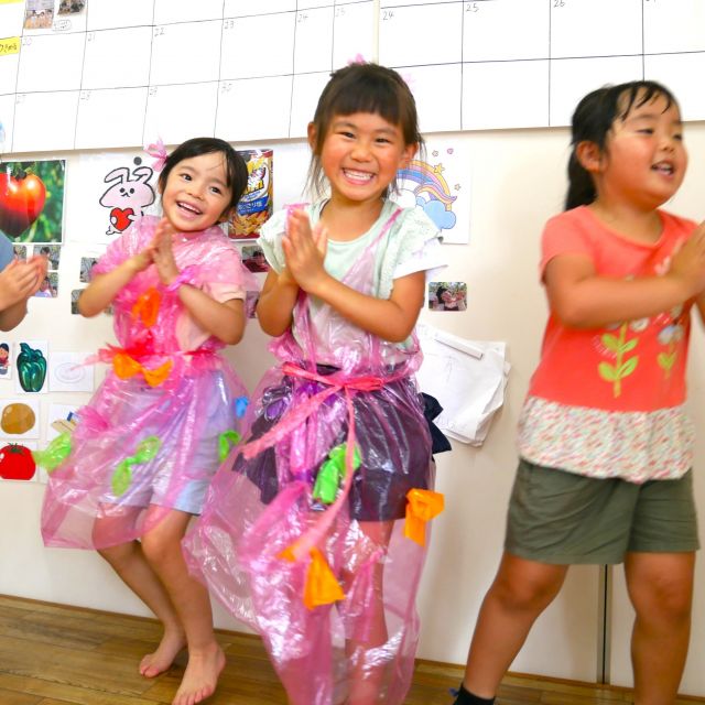 ＊　５歳児　お楽しみ会に向けて　～踊り～　＊