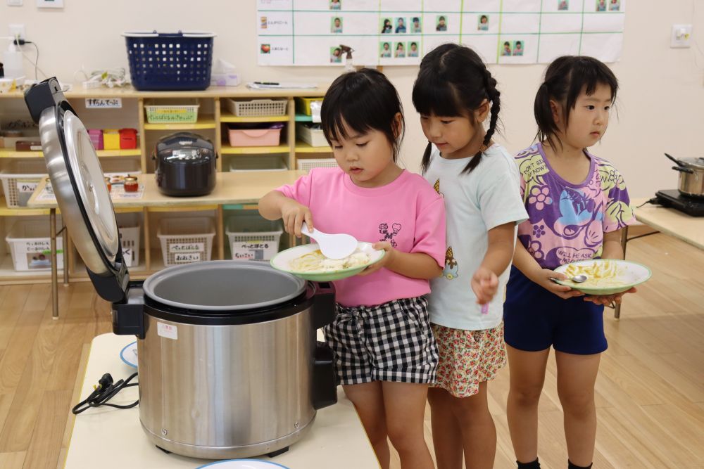 もちろんおかわりも♪
今までで１番美味しいカレーと言っていたⅭちゃん
２回もおかわりしました