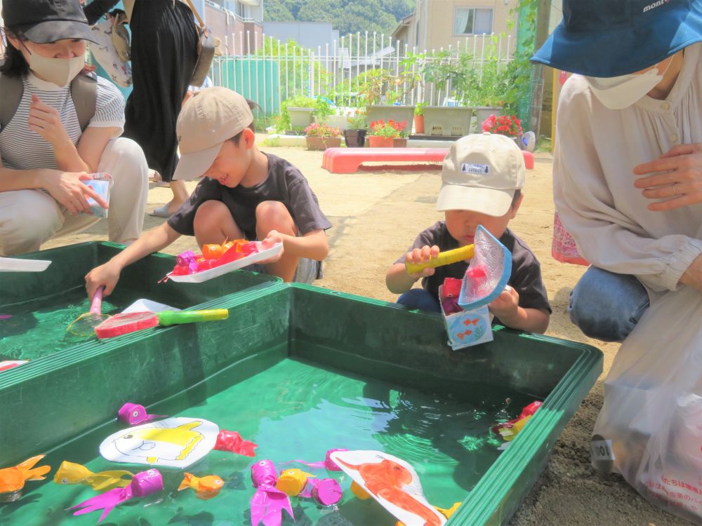 今年初めての各園でのバザー(夏祭り)の開催・・・
たくさんの参加で楽しく終わることができました♡
暑い中ありがとうございました！