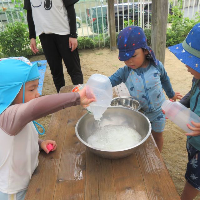 夏のあそび③　～2歳児　クマ組～