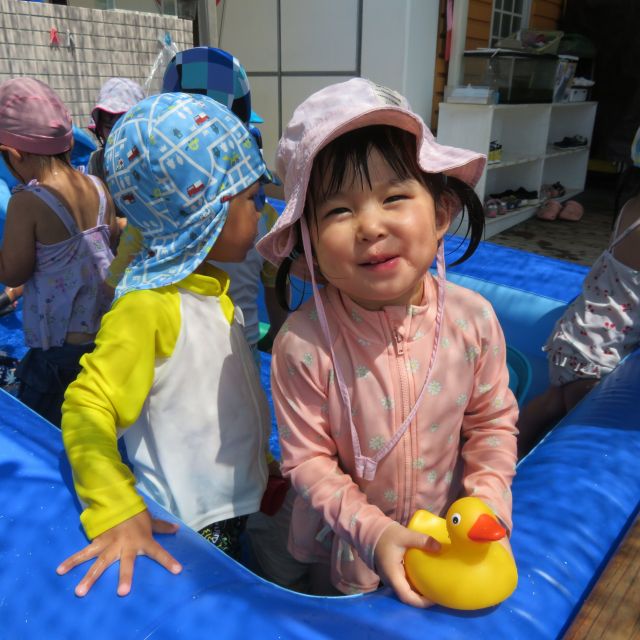 プール遊び楽しかったね！③　～２歳児　クマ組～