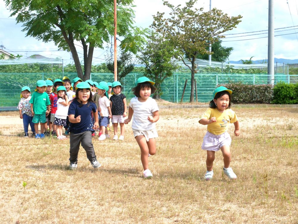 女の子チームも負けていません
ゴールを目指して一直線！！
みんな頑張れー！！