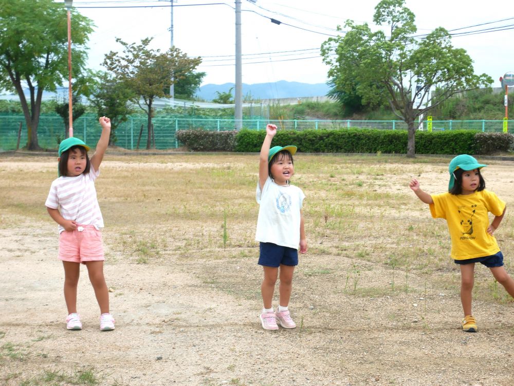 オー！！
『ここは私が考えたところよ♡』
得意気に踊るSちゃんです