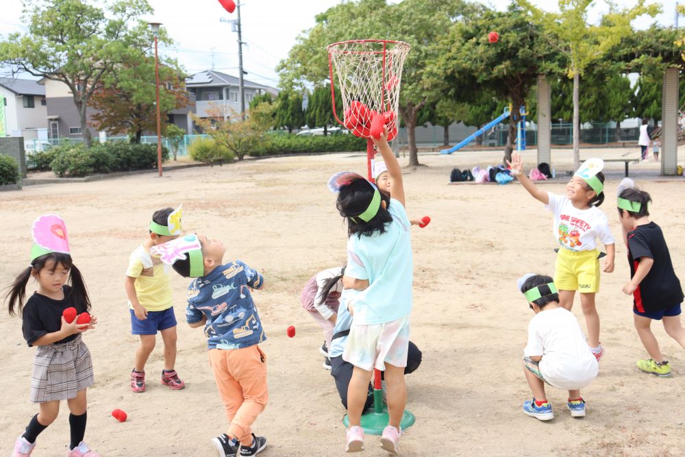 友達と・・・お家の人と・・・
心と体の成長をみんなで見届けたいと思います