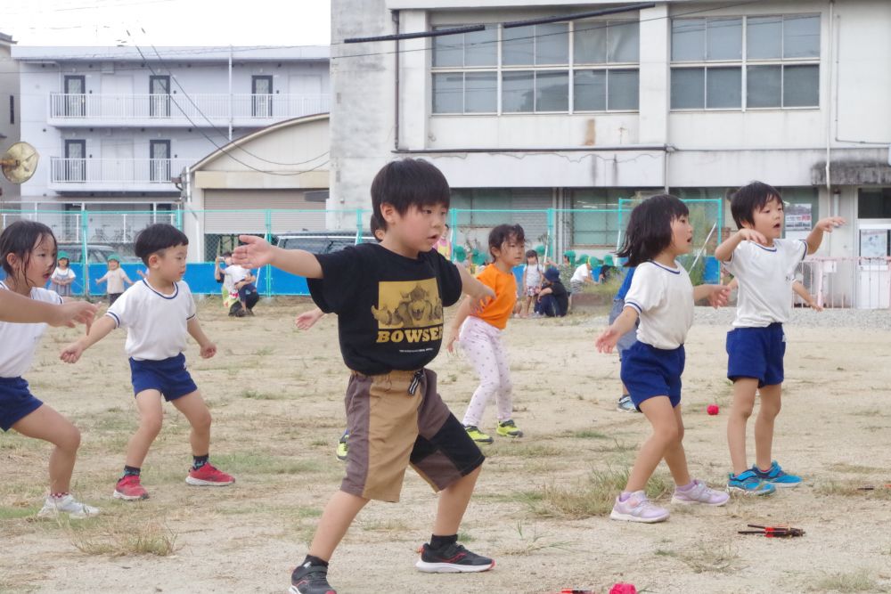 
「かっこよく踊りたい！！」

みんなの思いは強く、振りも声も大きくかっこよくなってきました。
