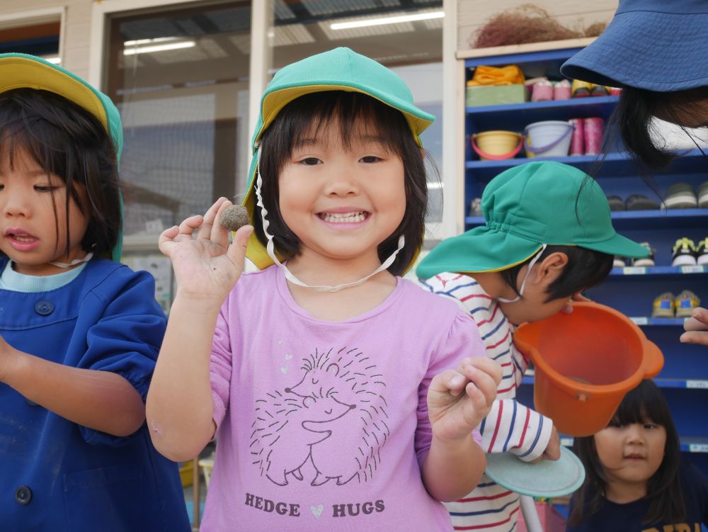 Sちゃんは・・・
『じゃーん！！おもちが出来たよ』
『このお団子はおもちみたいにモチモチだからね♡』