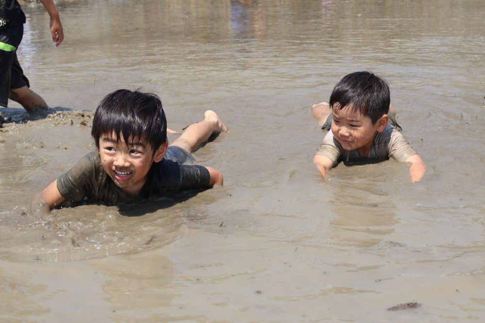 本当に全力全身で・・♡（笑）

カエルの気持ちになって
泳いでいます☆