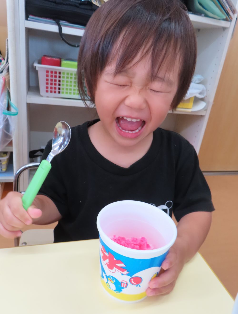 松浦先生のかき氷屋さん🍧

「つめた～い😆
　でもおいしい💕」