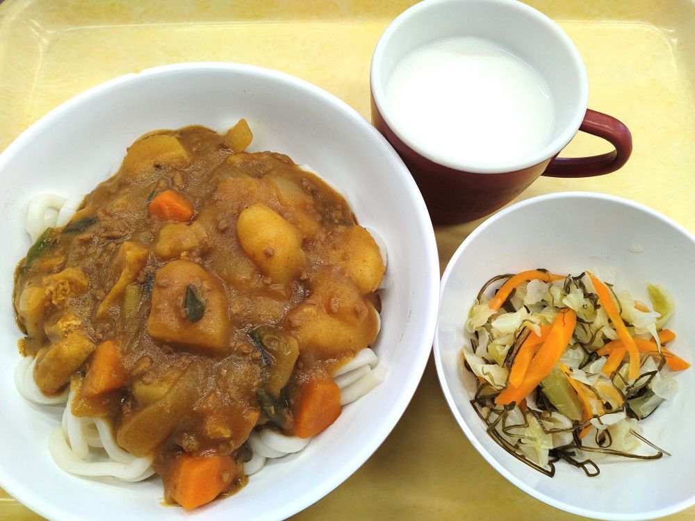 カレーうどん

さわやか漬け

牛乳