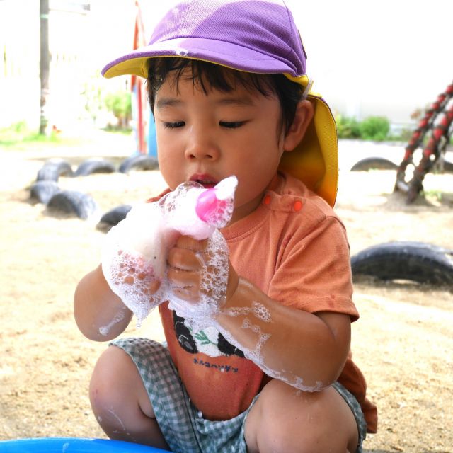 ＊　0・１歳児　泡遊び②　＊