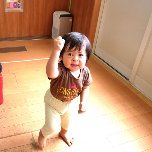 ＊　１歳児　リズムに乗って　＊