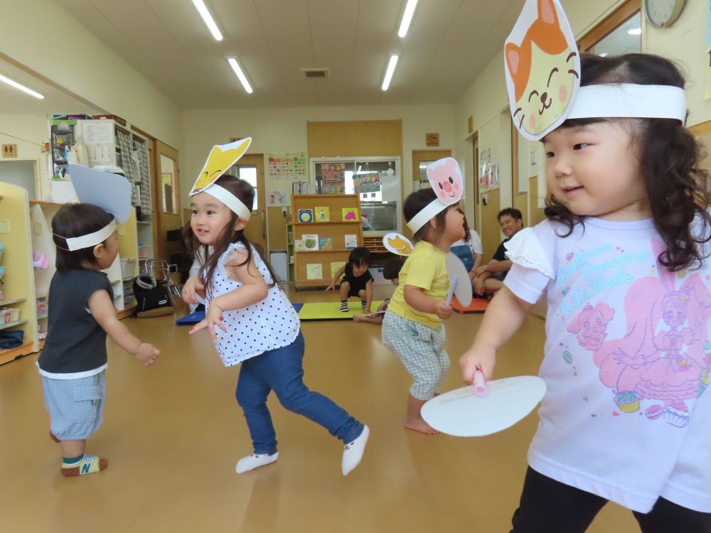 保育園のお友だちと一緒に
　歌いながら踊ったり・・・

楽しい時間を過ごしました✨