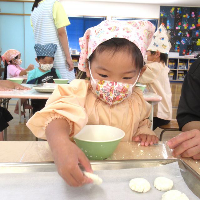 ＊　３歳児　クッキング②　（ゆめはうす認定こども園）＊