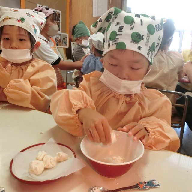 ＊　3歳児　クッキング　（門田認定こども園）　＊