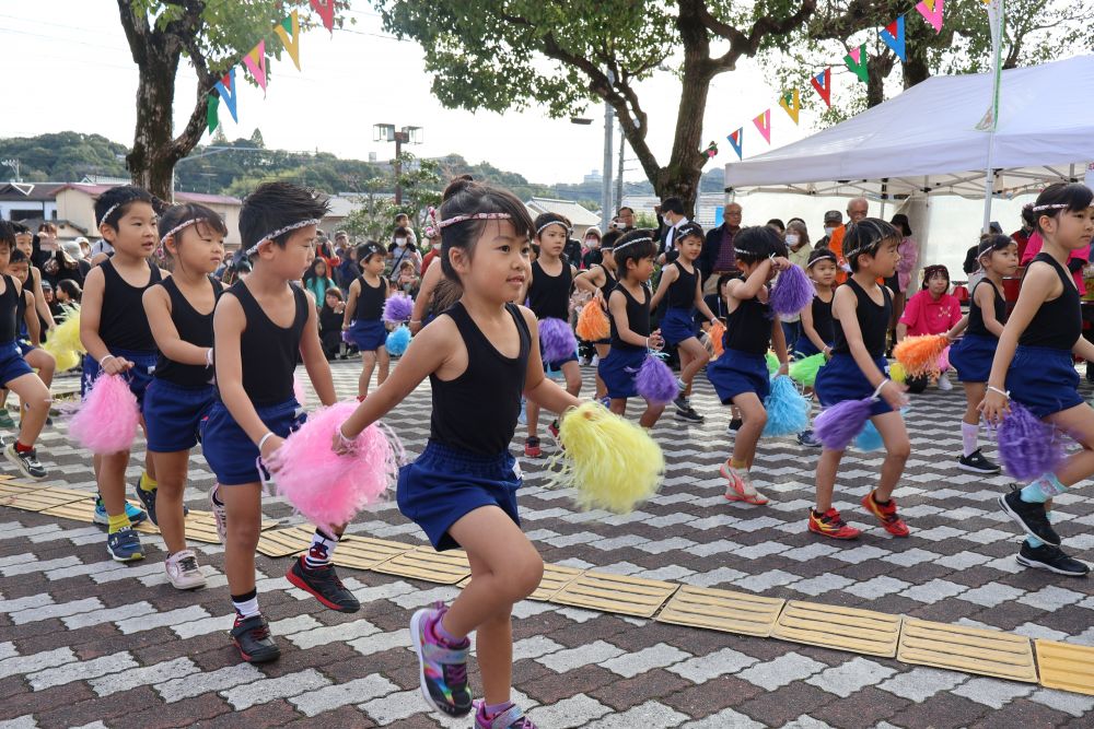 運動会で踊った♬わんぱく体操
今回はポンポンを持ち
一味違った踊りをお届け♡