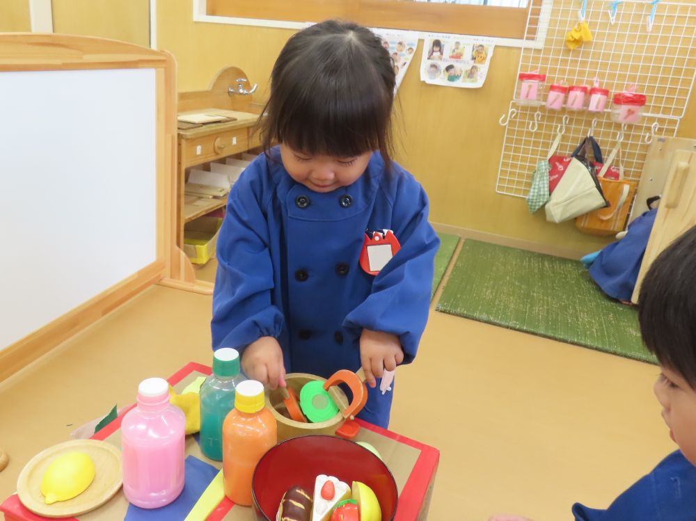 「おこのみやき、つくってあげる！」
　　　くるりん♪

お家の様子が目に浮かびます😊