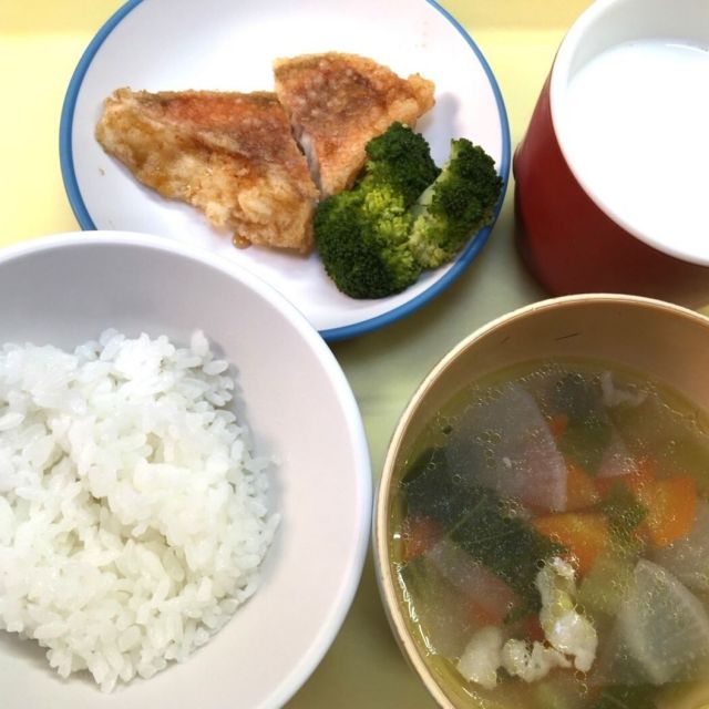 ＊　今日の給食　＊