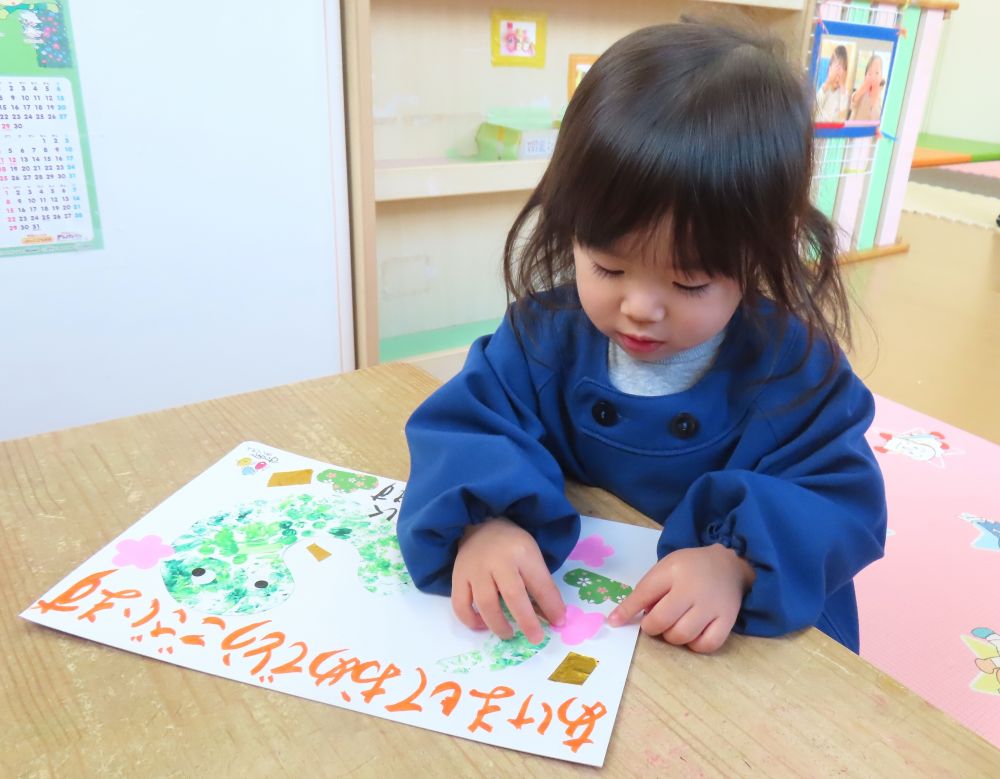 企業さんに持っていく年賀状♪
みんなで作ったよ💗