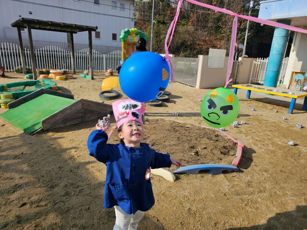 Nちゃんは、
しっかり狙いをさだめてー👀
「あおおにー！！」