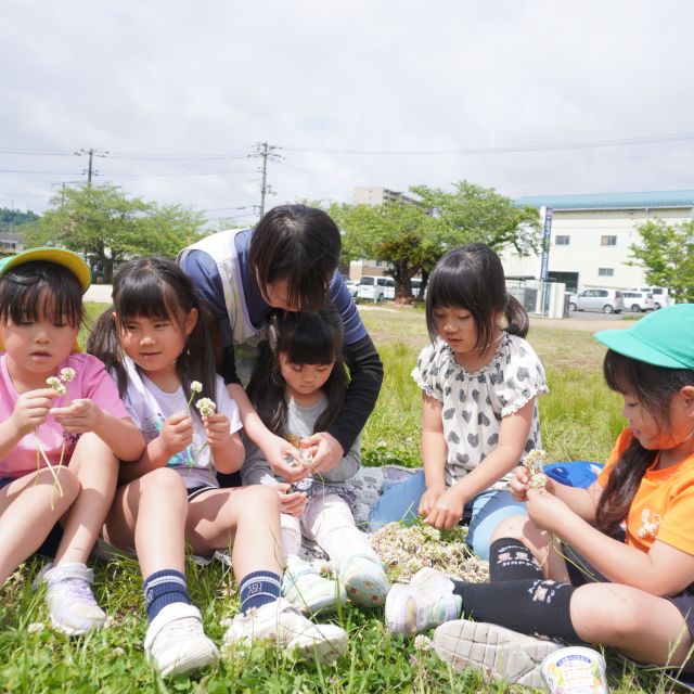 ＊　5歳児　かんむり作り　＊