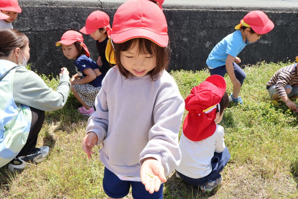 「見て〜♡」
とそっと手の中を見せてくれるHちゃん