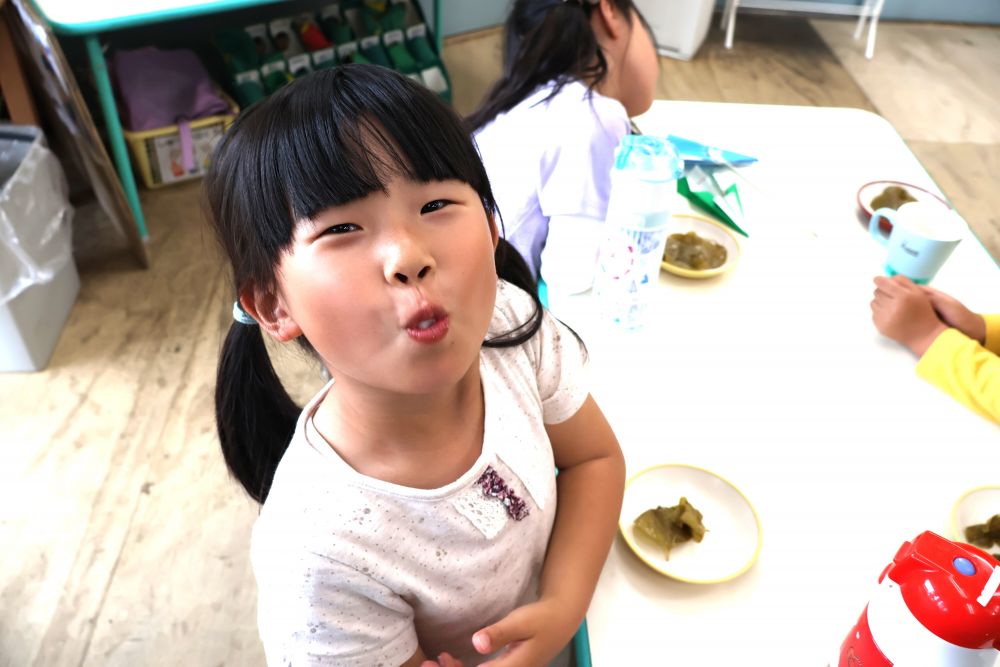 「おいしい♡もう食べちゃった」とこの笑顔♪