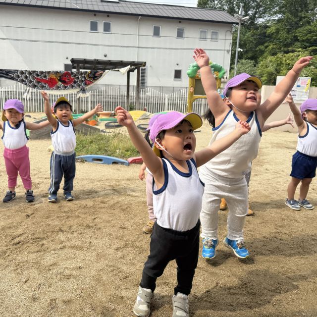 マラソン始まったよ 　～2歳児 　クマ組～