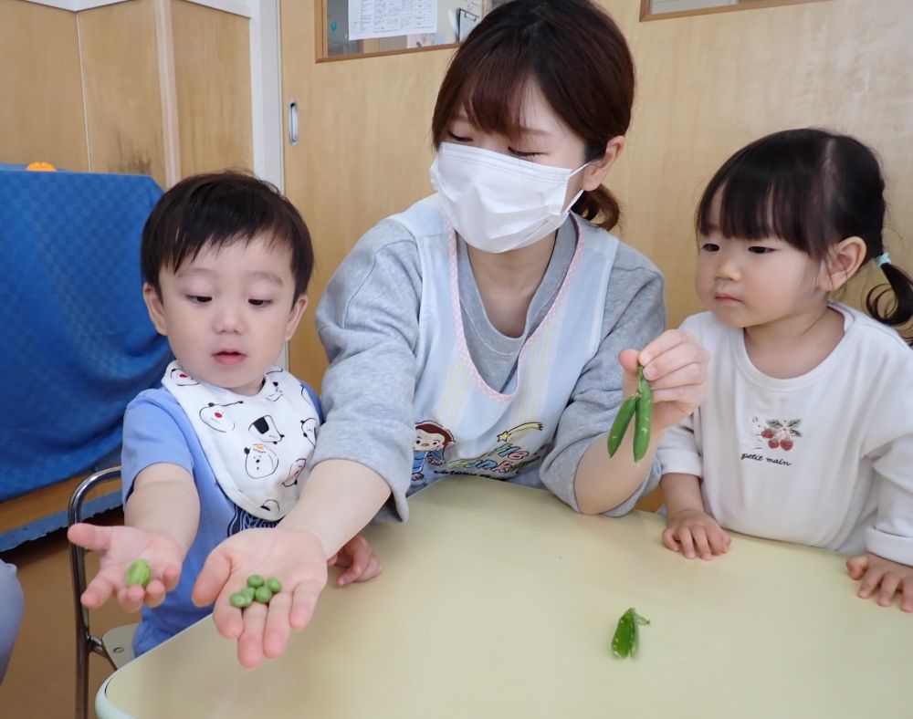 ”グリーンピース”とくらべっこ♪