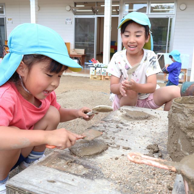 ＊　４歳児　変化する砂　＊