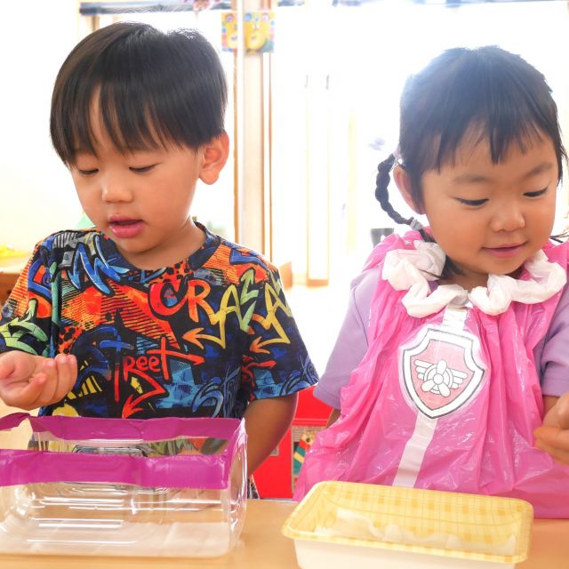 ＊　３歳児　種籾を・・・　＊