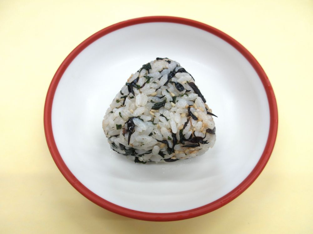 ひじきおにぎり