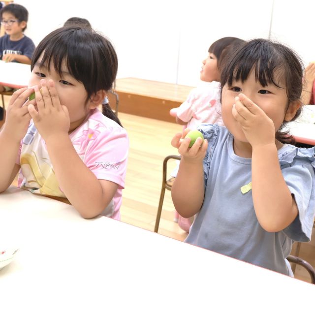 ＊　４歳児　梅ジュース作り　＊
