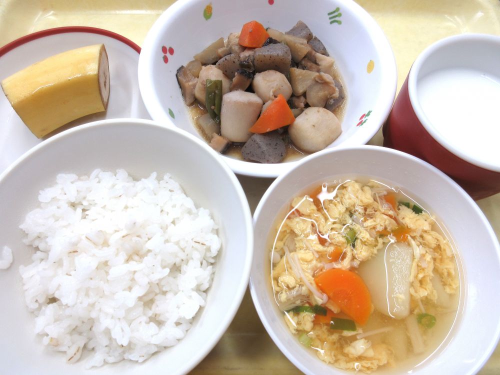 麦ご飯

筑前煮

かき玉汁

バナナ

牛乳