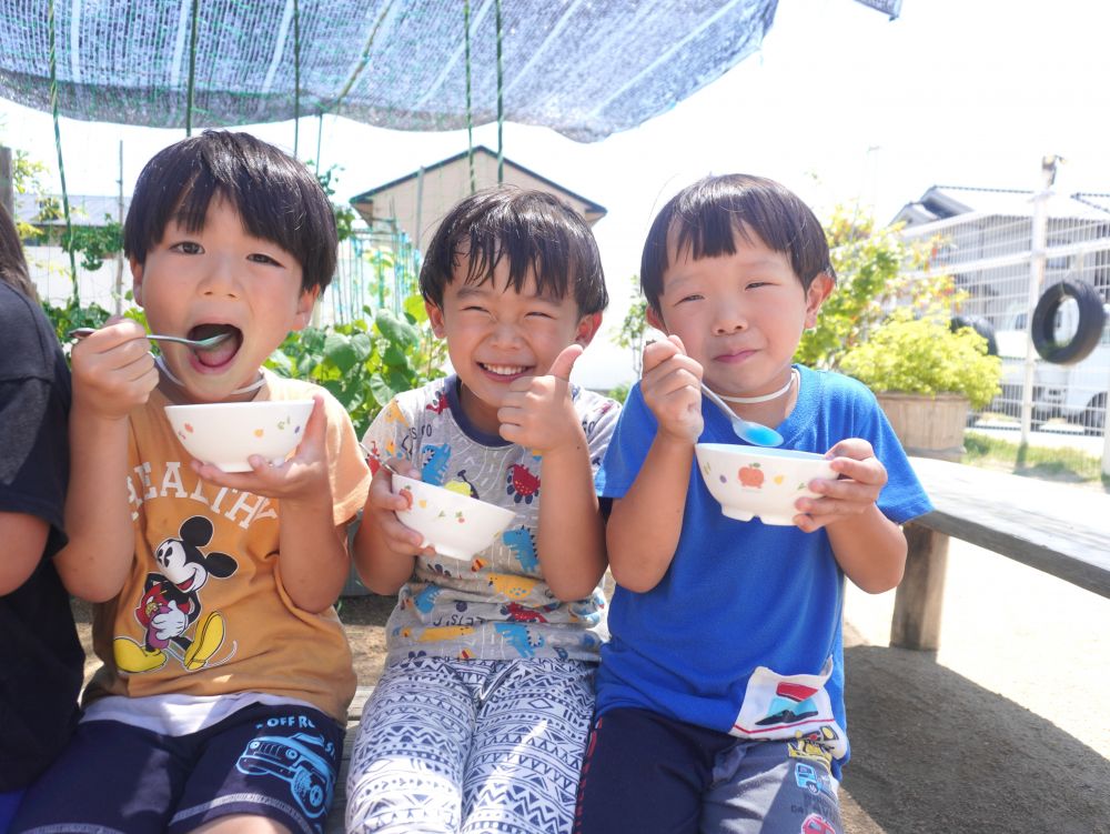 1回じゃ足りなくておかわりも♡
「3回も食べれて最高ー!!」
グッドポーズいただきました♡