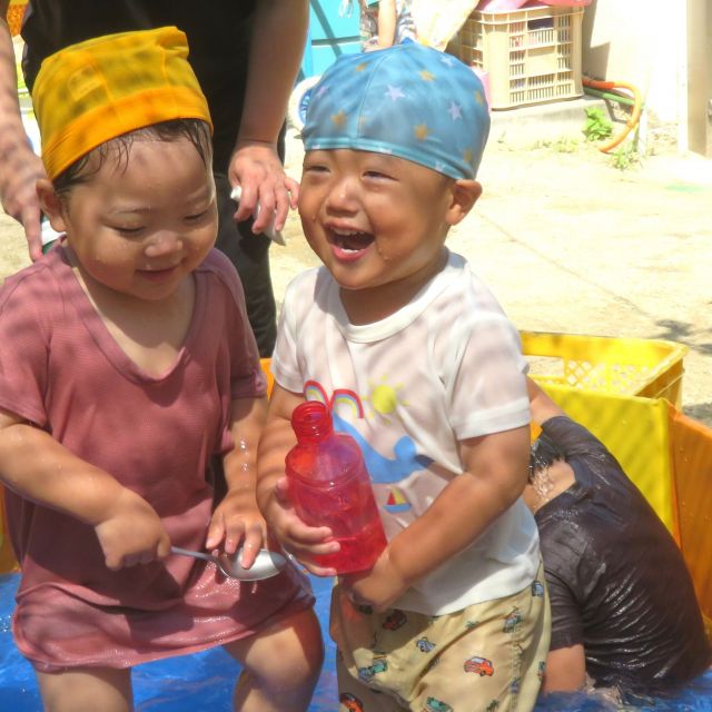 ＊　１歳児　プール　＊